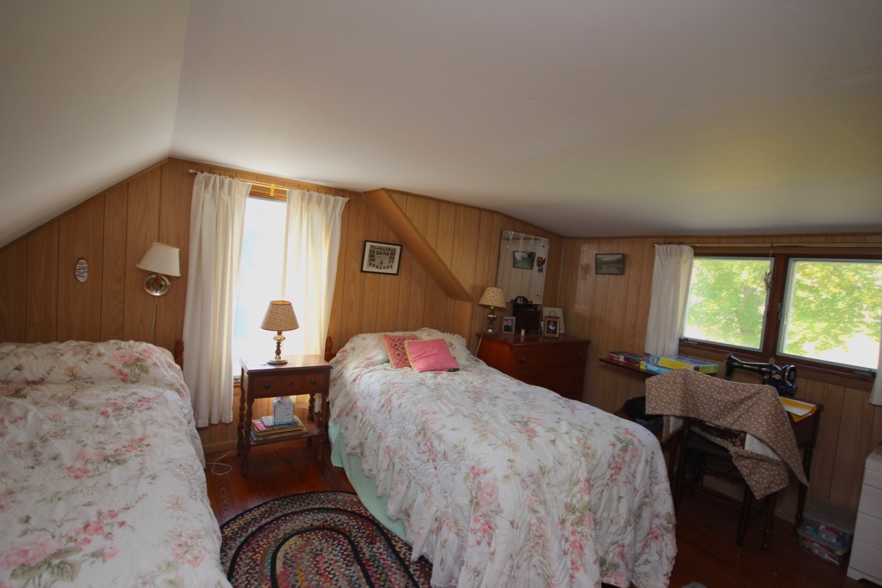 98 Tyson Road Reading, VT 05062 - Photo 16 of 24