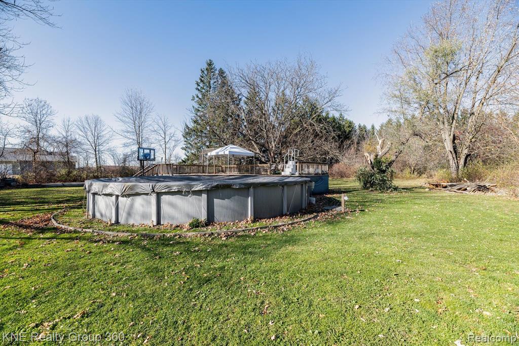 9118 Calkins Road Flint, MI 48532 - Photo 9 of 40