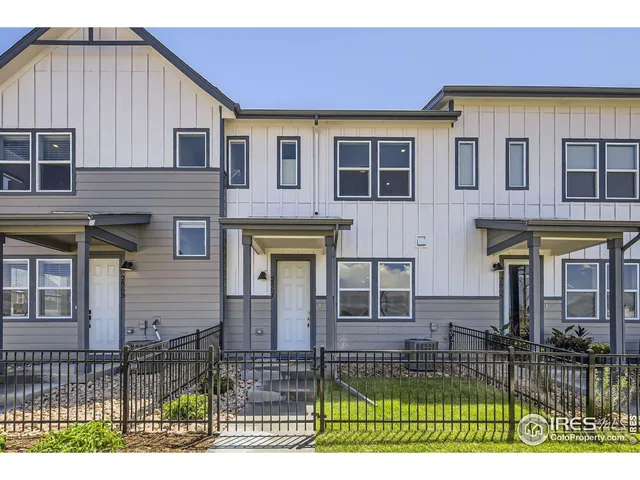 $459,990 | 2807 Bear Springs Circle, Longmont, CO 80503