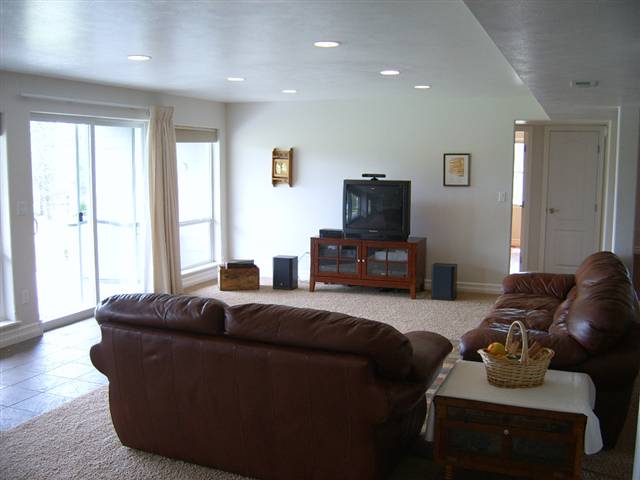2212 East Half Moon Lake Road Colbert, WA 99005 - Photo 6 of 8 Gallery Image 6