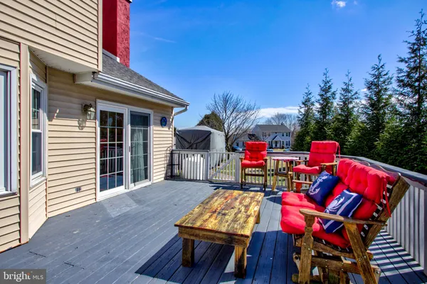 $615,000 | 19 Ponds End Drive, Downingtown, PA 19335