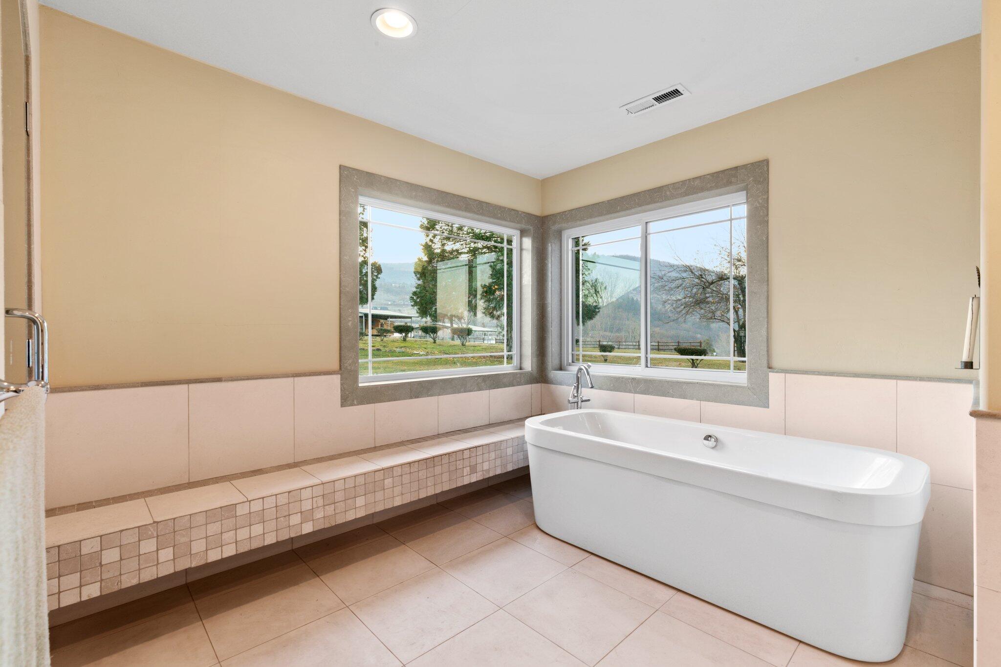 1501 Jackson Road Ashland, OR 97520 - Photo 23 of 61 39-web-or-mls-WCIL5490