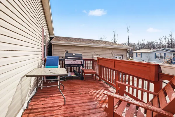 $89,900 | 2006 Ontario Road, Unit 141, Niles, MI 49120