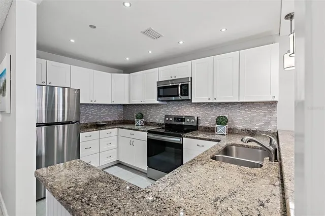 $400,000 | 1515 Pinellas Bayway South, Unit 59, Tierra Verde, FL 33715