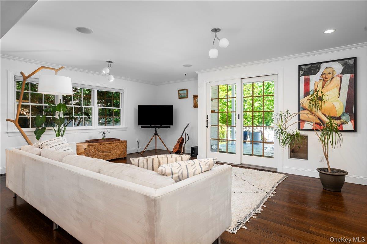 80 Maple Avenue Rye, NY 10580 - Photo 10 of 37 The Great Room