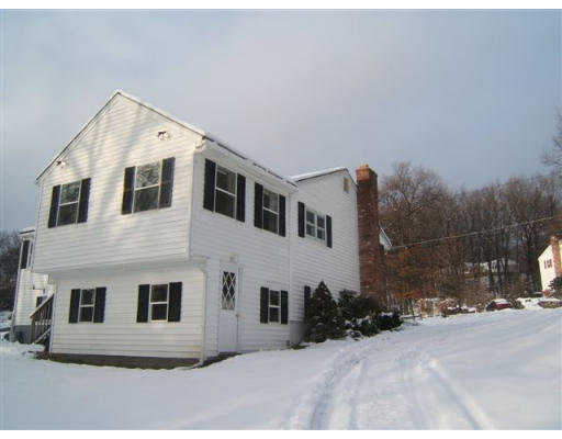 13 Countryside Road Grafton, MA 01536 - Photo 2 of 7 Gallery Image 2
