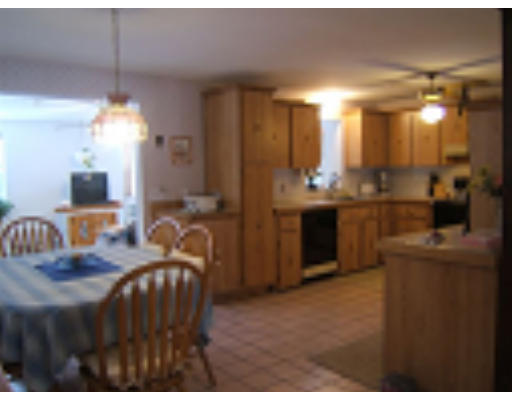 13 Countryside Road Grafton, MA 01536 - Photo 3 of 7 Gallery Image 3