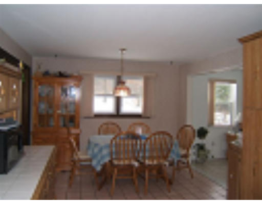 13 Countryside Road Grafton, MA 01536 - Photo 4 of 7 Gallery Image 4