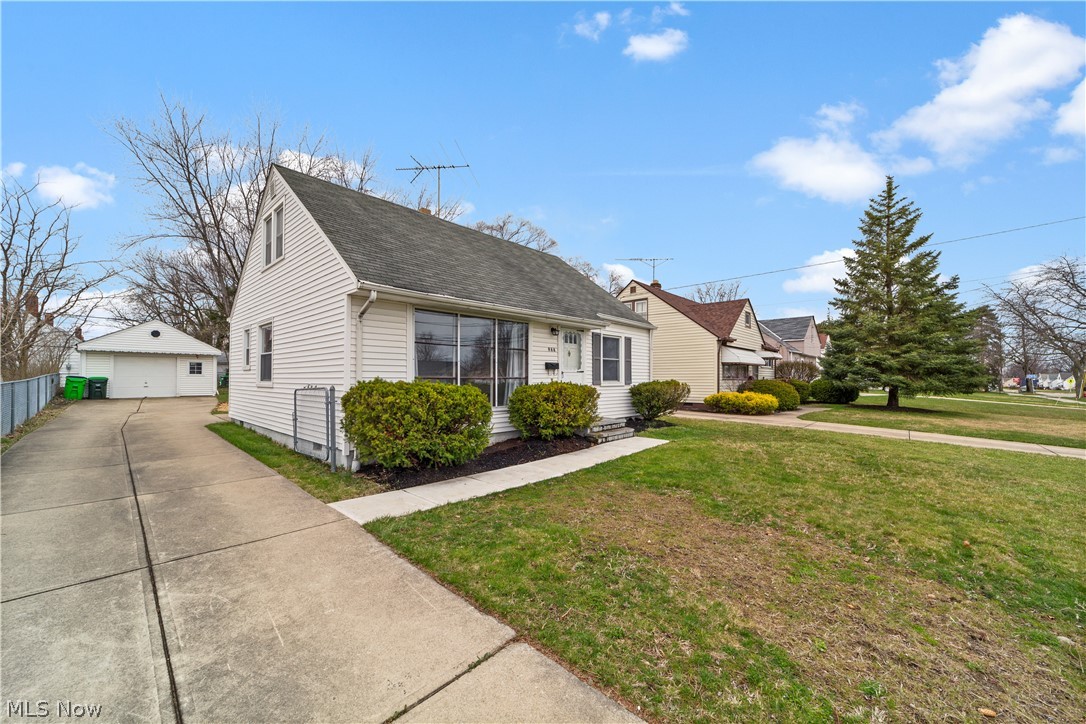 966 Worden Road Wickliffe, OH 44092 - Photo 2 of 25 Gallery Image 2