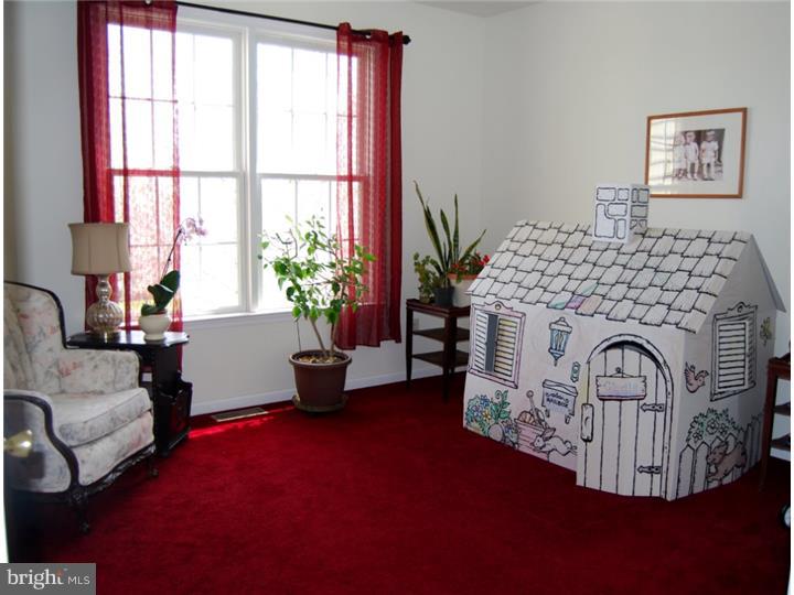 2065 West Rock Road Perkasie, PA 18944 - Photo 17 of 23 Gallery Image 17