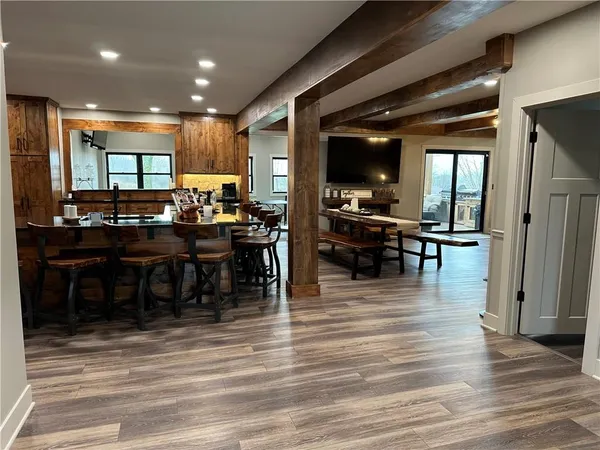 $625,000 | 35932 10th Highway, Rayville, MO 64084