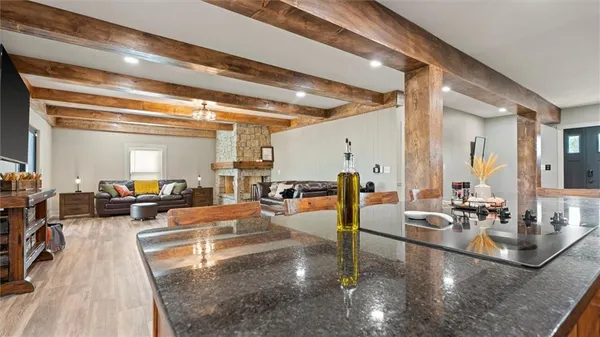 $625,000 | 35932 10th Highway, Rayville, MO 64084