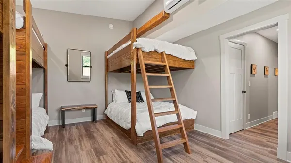 $625,000 | 35932 10th Highway, Rayville, MO 64084