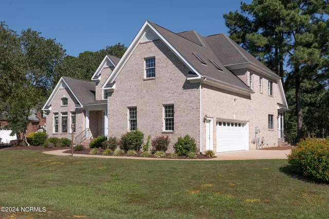 $599,900 | 100 Yeopim Circle, Hertford, NC 27944