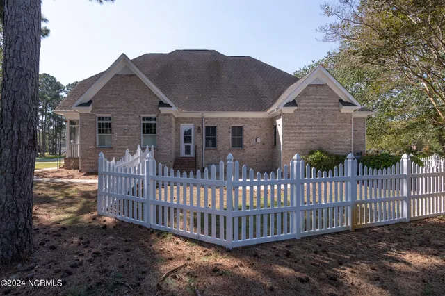$599,900 | 100 Yeopim Circle, Hertford, NC 27944
