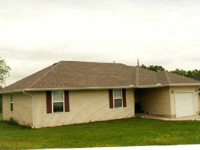 4465 West Portland Street Springfield, MO 65802 - Photo 1 of 1 Primary Photo