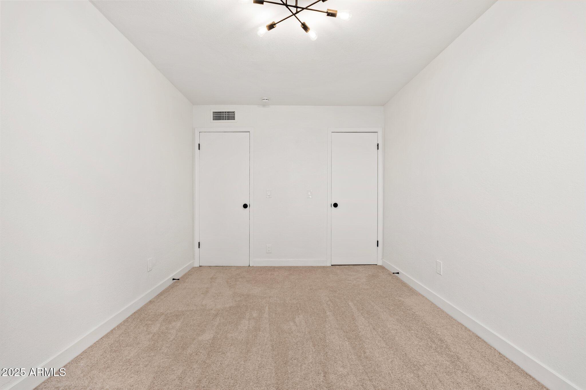 2625 West Ocotillo Road, Unit 4 Phoenix, AZ 85017 - Photo 13 of 24 2625 W Ocotillo Rd UNIT 4 - 13