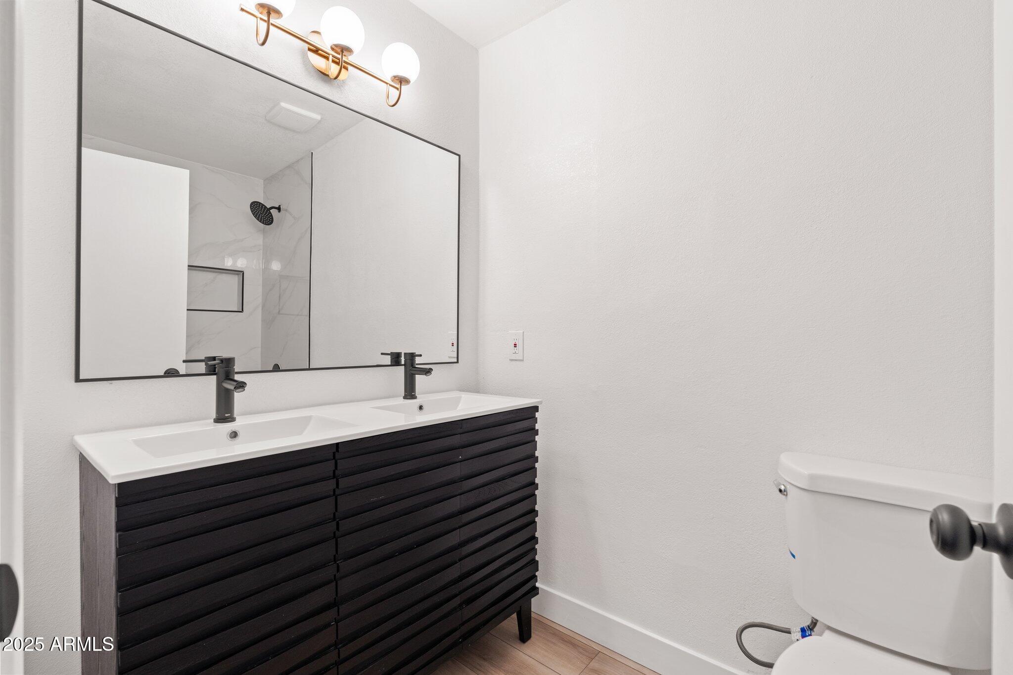 2625 West Ocotillo Road, Unit 4 Phoenix, AZ 85017 - Photo 17 of 24 2625 W Ocotillo Rd UNIT 4 - 17