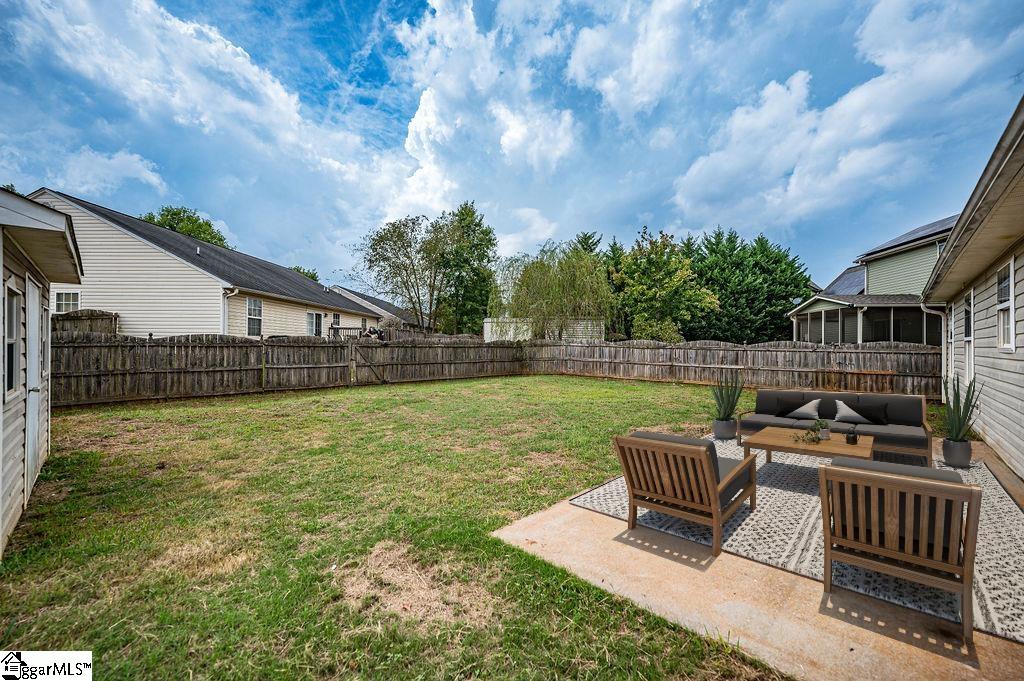 112 Melrose Road Greenville, SC 29605 - Photo 24 of 26 Virtual Staged