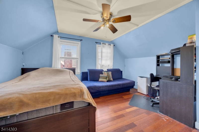 321 Sherwood Road Union, NJ 07083 - Photo 14 of 36