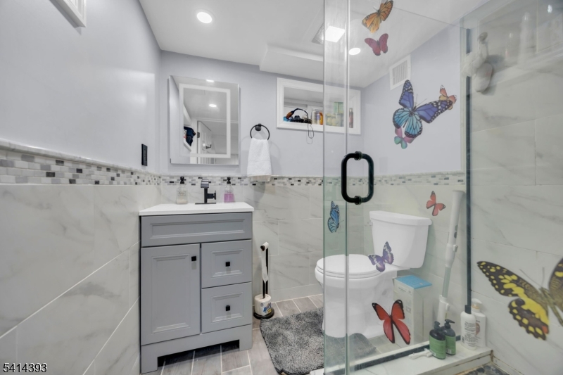 321 Sherwood Road Union, NJ 07083 - Photo 20 of 36