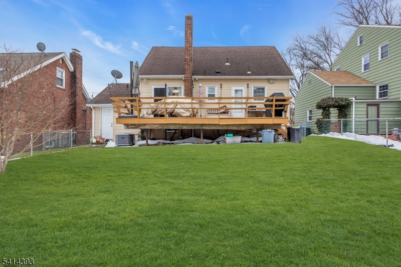 321 Sherwood Road Union, NJ 07083 - Photo 33 of 36