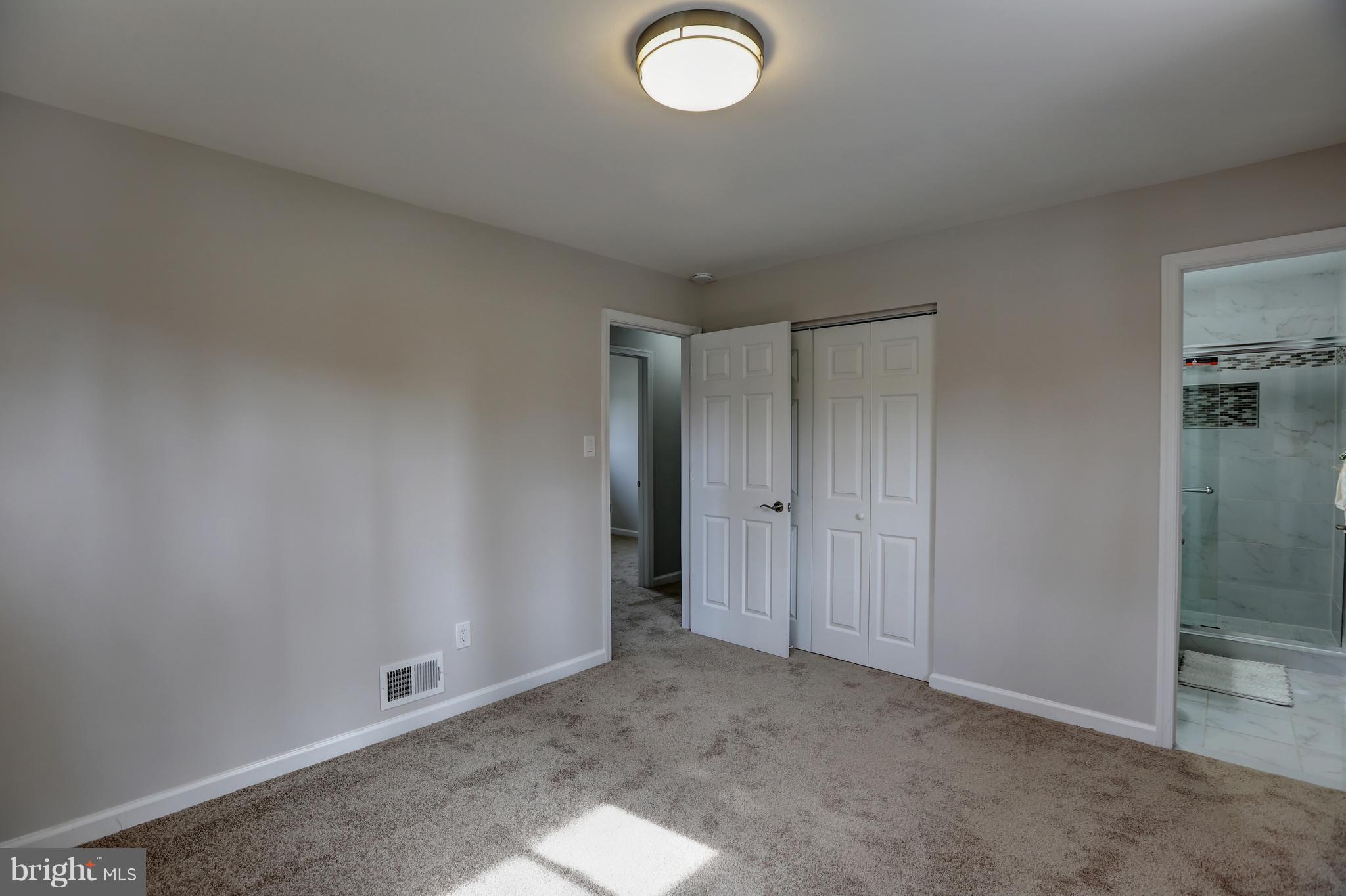 9101 Rolling View Drive Lanham, MD 20706 - Photo 22 of 30 Bedroom (Master)