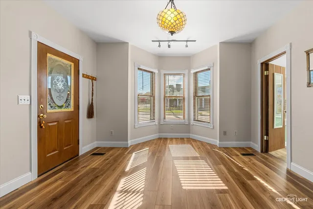 $295,000 | 101 West Church Street, Sandwich, IL 60548