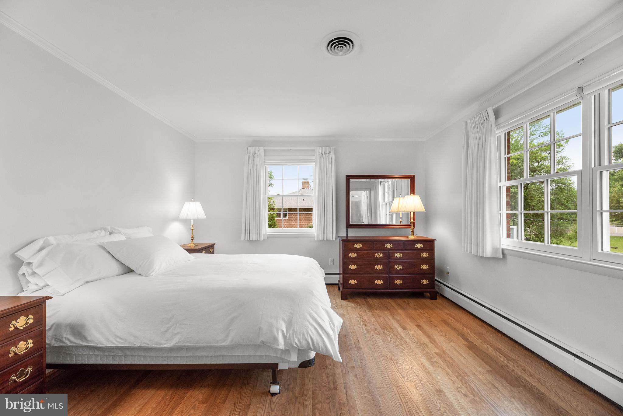 9118 Dunloggin Road Ellicott City, MD 21042 - Photo 20 of 49 Bedroom