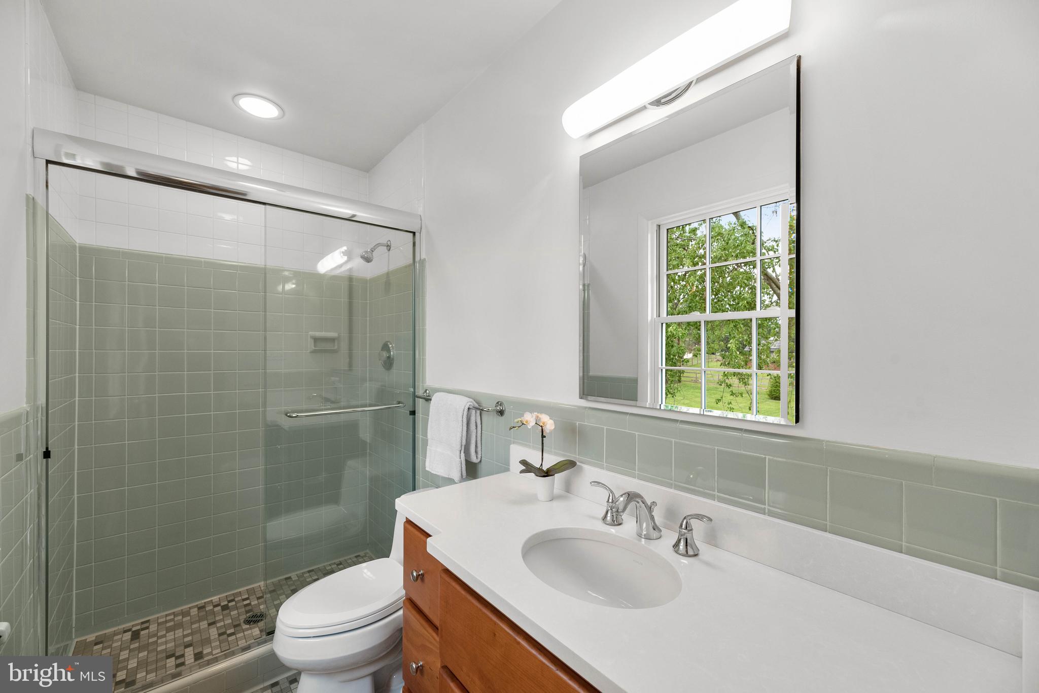 9118 Dunloggin Road Ellicott City, MD 21042 - Photo 22 of 49 Bathroom