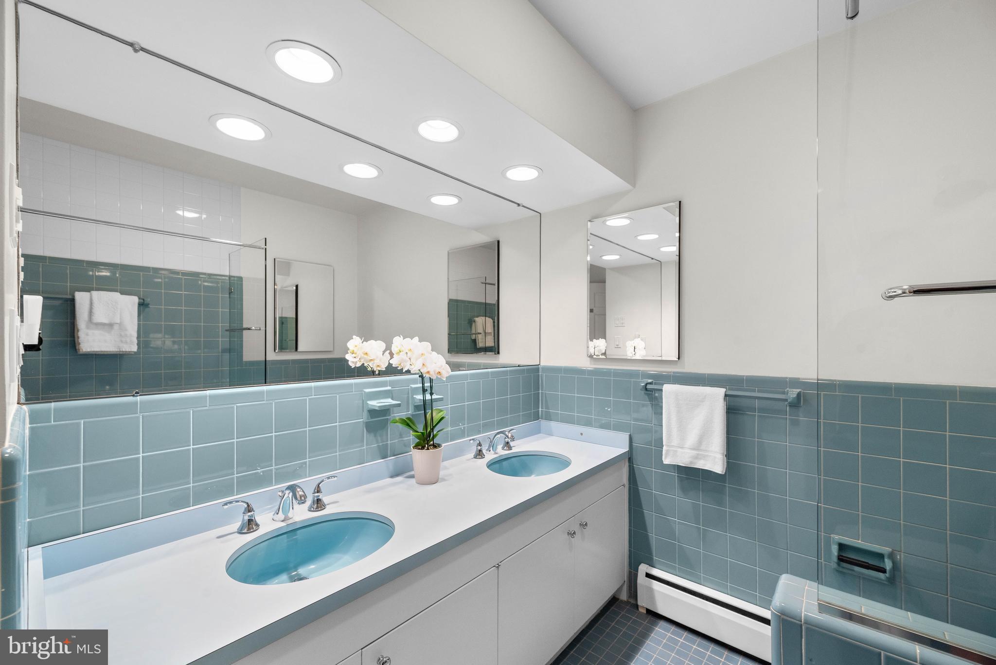 9118 Dunloggin Road Ellicott City, MD 21042 - Photo 28 of 49 Bathroom