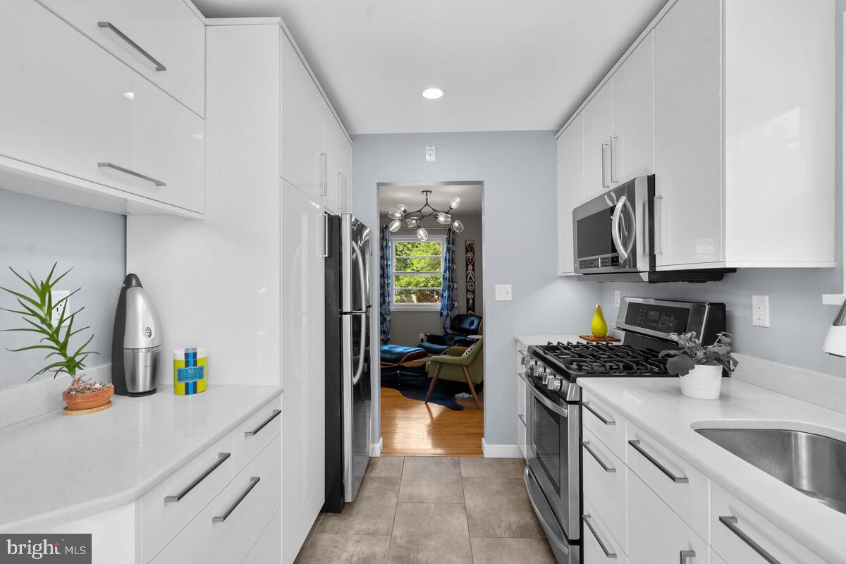 10609 Lilac Place Silver Spring, MD 20903 - Photo 12 of 43