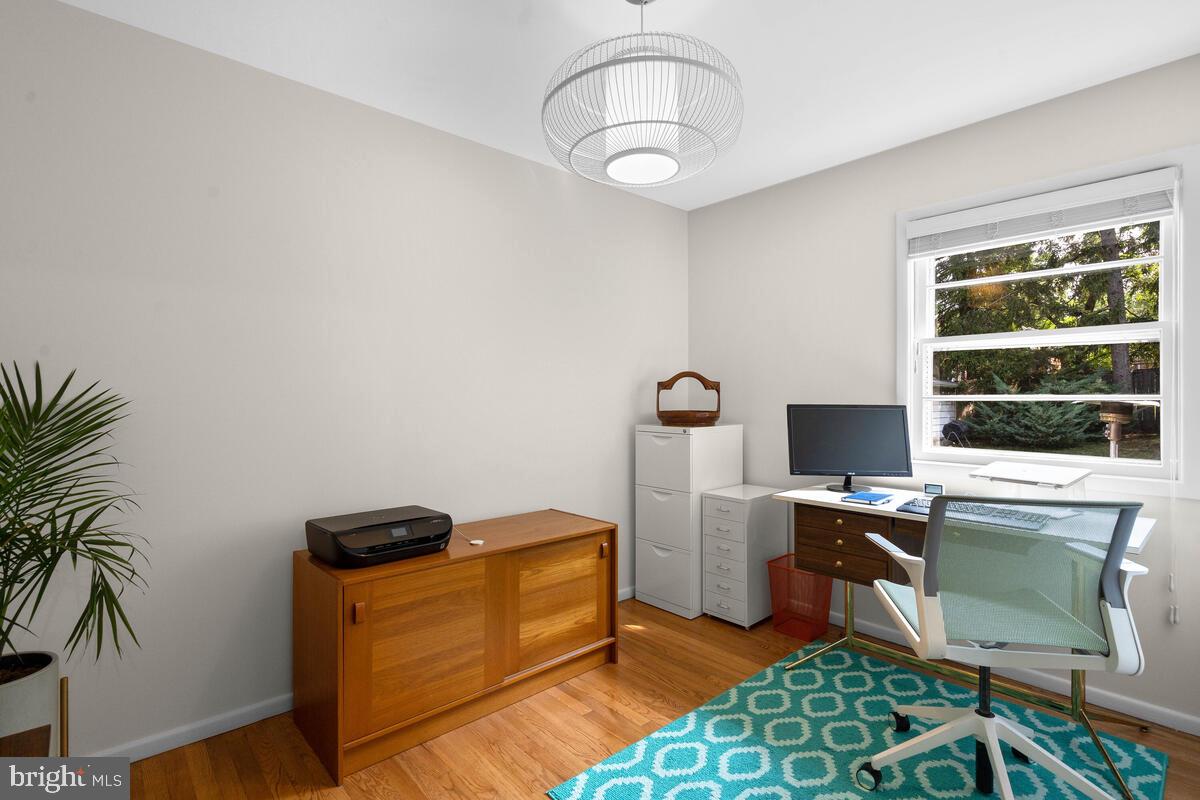 10609 Lilac Place Silver Spring, MD 20903 - Photo 18 of 43
