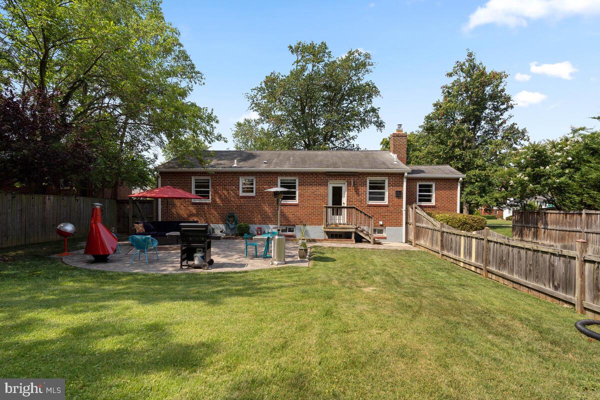 10609 Lilac Place Silver Spring, MD 20903 - Photo 36 of 43
