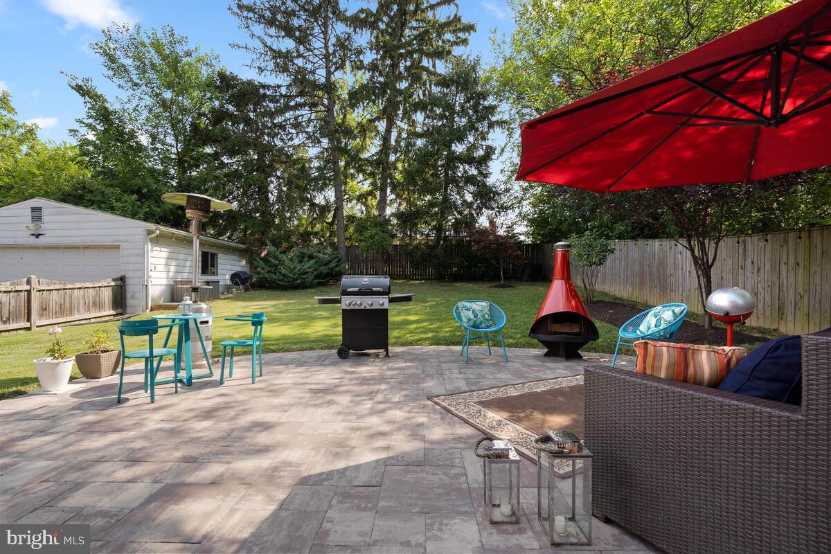 10609 Lilac Place Silver Spring, MD 20903 - Photo 5 of 43