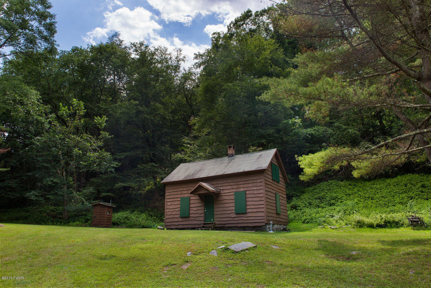 Lee Road Shohola, PA 18458 - Photo 3 of 37