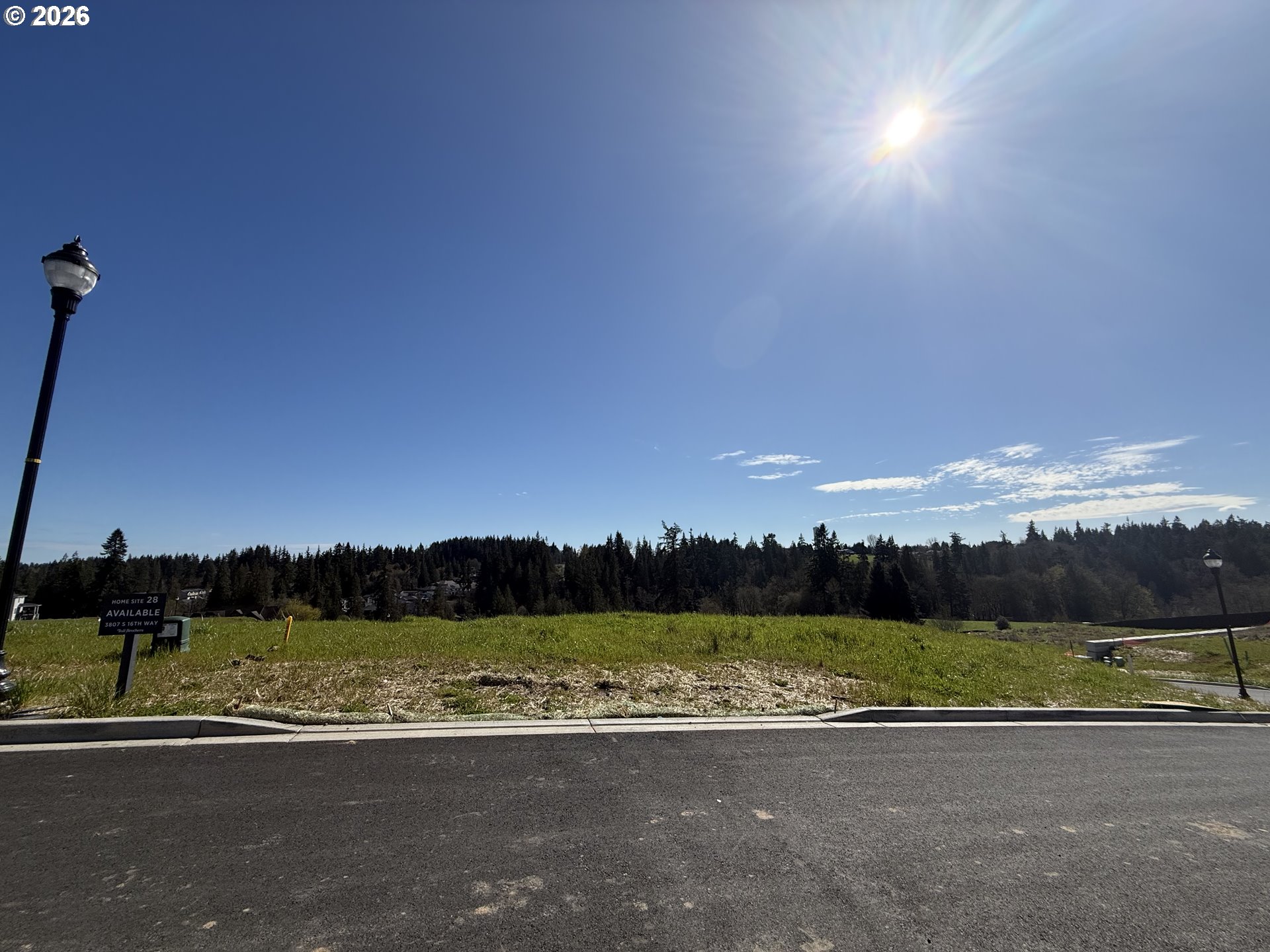 3807 South 16th Way, Unit L28 Ridgefield, WA 98642 - Photo 11 of 12 a view of an ocean and city