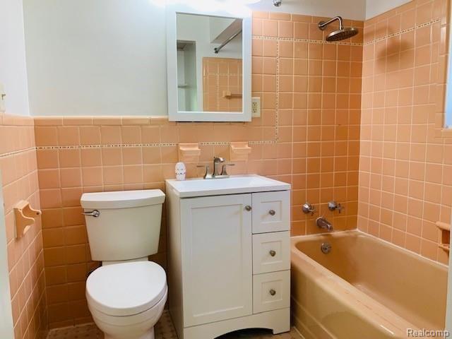 905 Barrington Road Grosse Pointe Park, MI 48230 - Photo 16 of 27