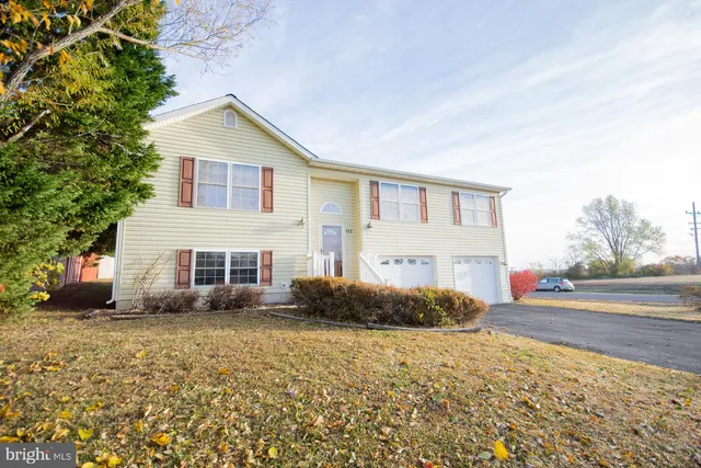 $289,900 | 123 Moonlight Lane, Martinsburg, WV 25404