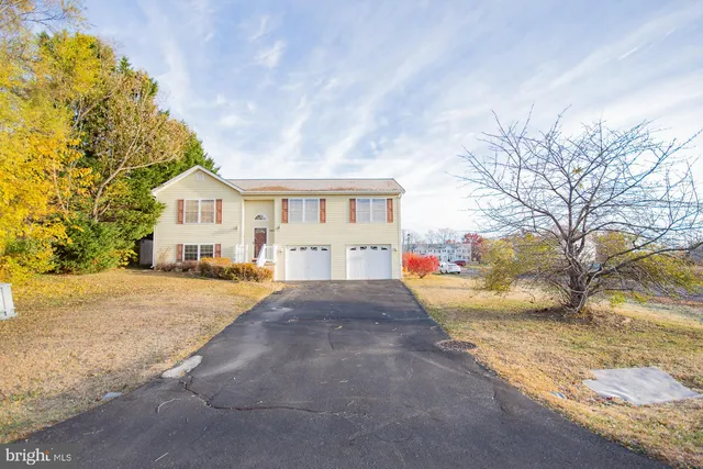 $289,900 | 123 Moonlight Lane, Martinsburg, WV 25404