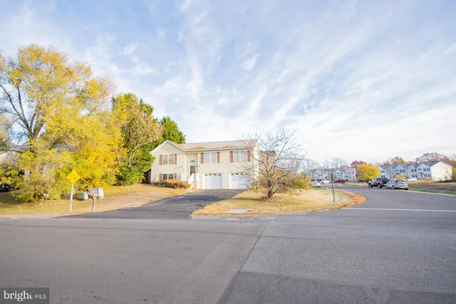 $289,900 | 123 Moonlight Lane, Martinsburg, WV 25404