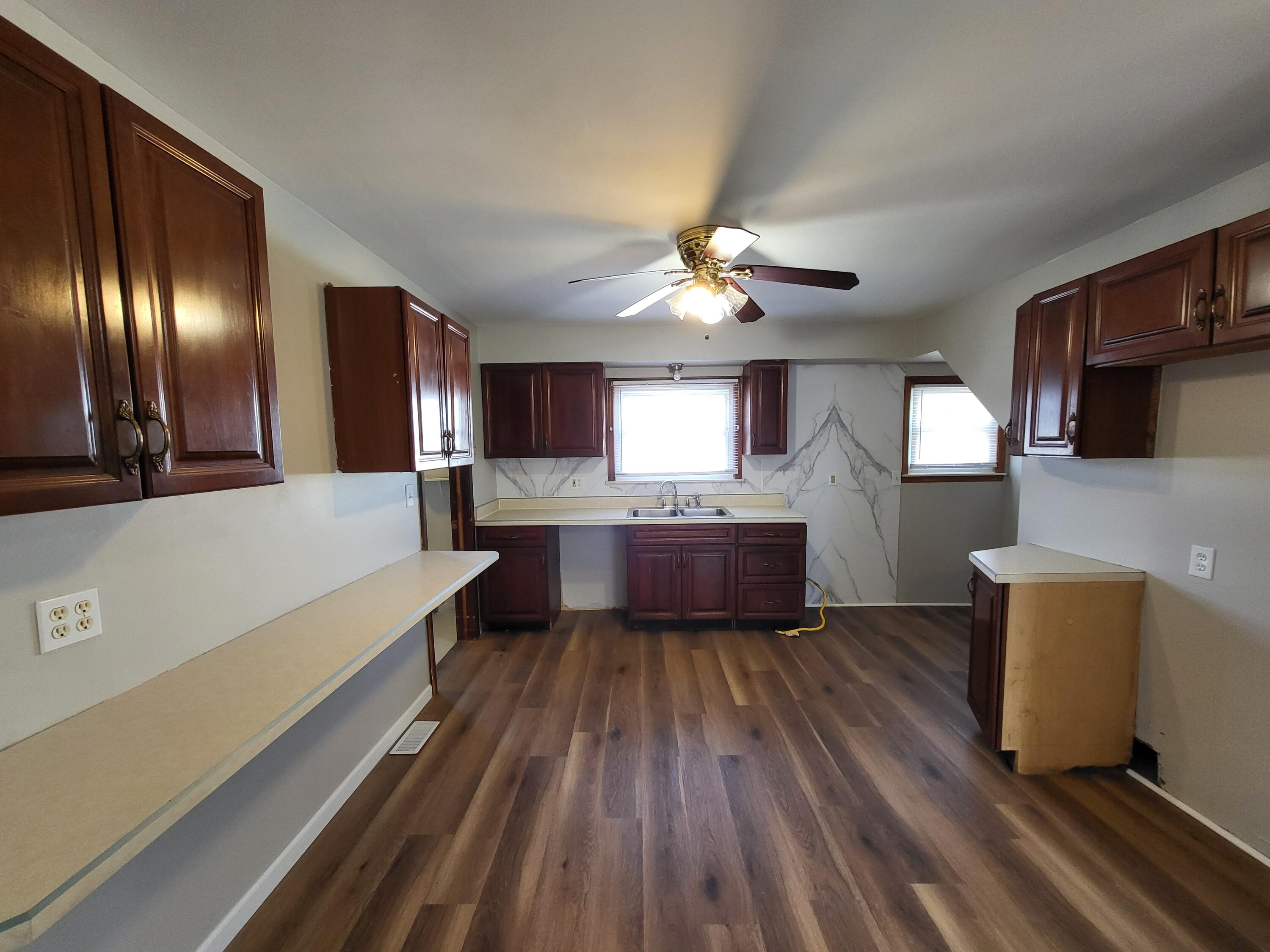 10124 Pelham Road Taylor, MI 48180 - Photo 7 of 16 20260217_144410