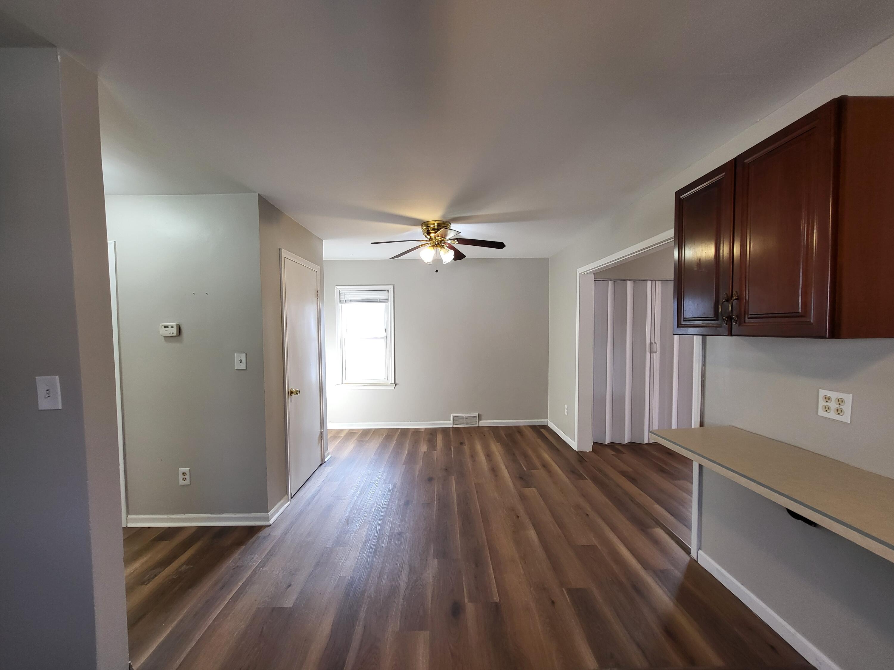 10124 Pelham Road Taylor, MI 48180 - Photo 8 of 16 20260217_144418