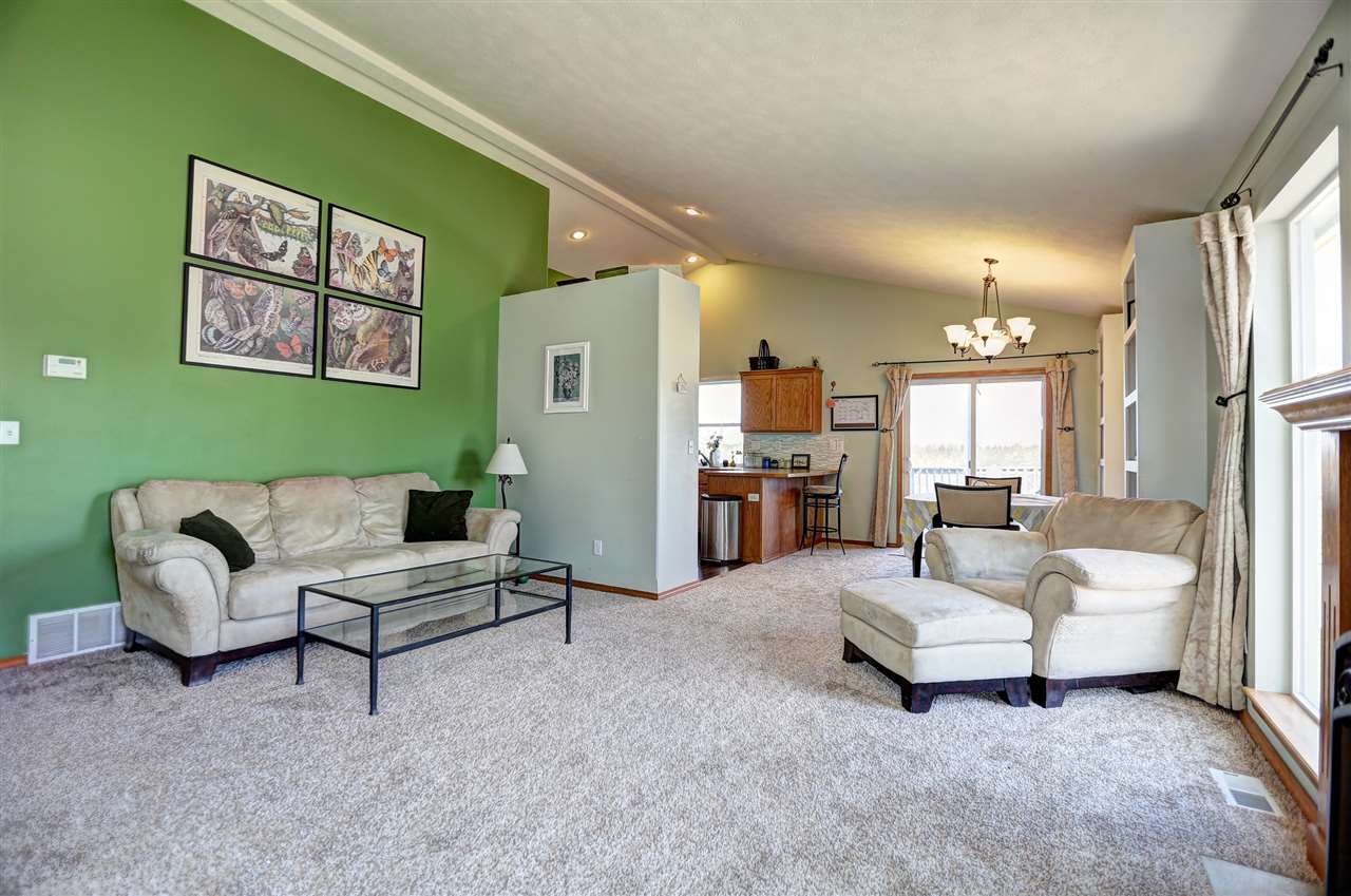 3111 East Lane Park Road Mead, WA 99021 - Photo 3 of 20 Gallery Image 3
