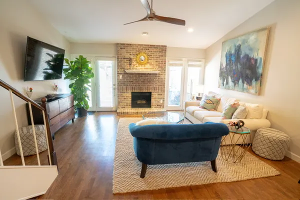 $2,650 | 3601 Lawton Avenue, Unit 5, Austin, TX 78731