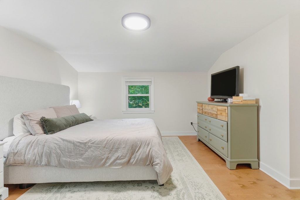 31 Allen Road Tewksbury, MA 01876 - Photo 19 of 35