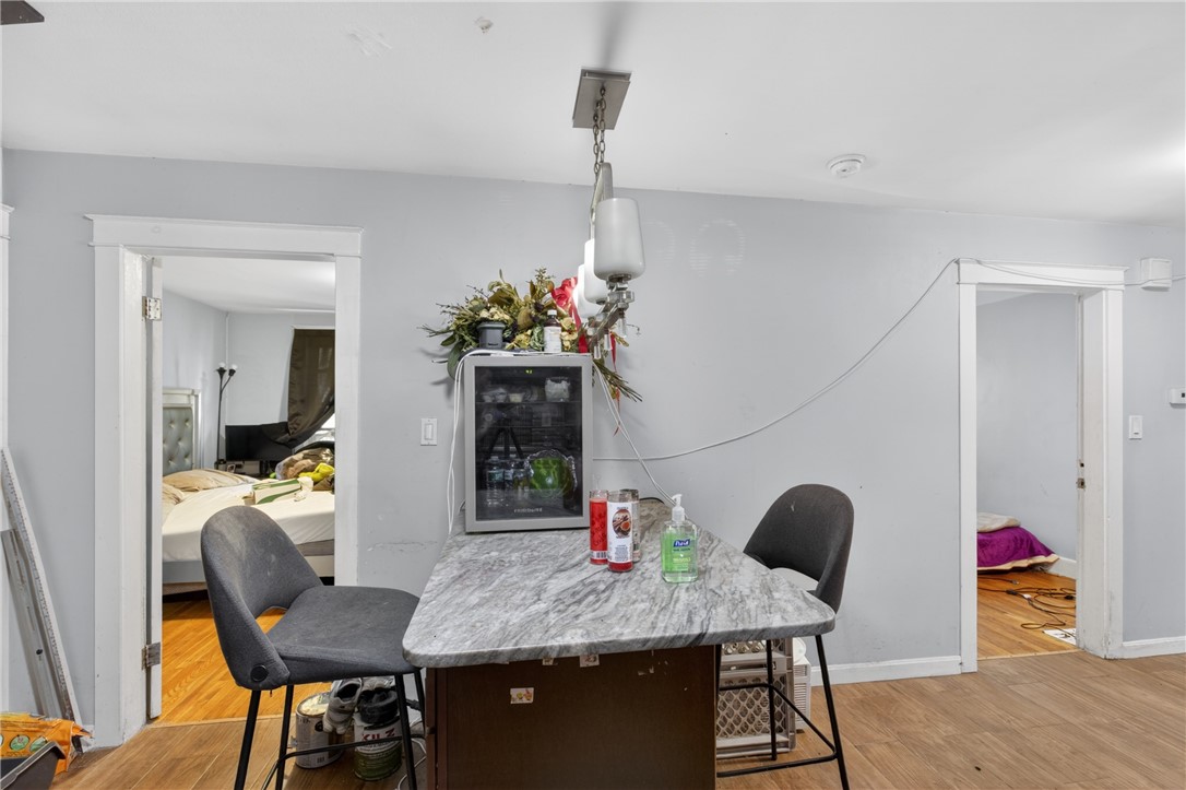 289 Legion Way Cranston, RI 02910 - Photo 7 of 34