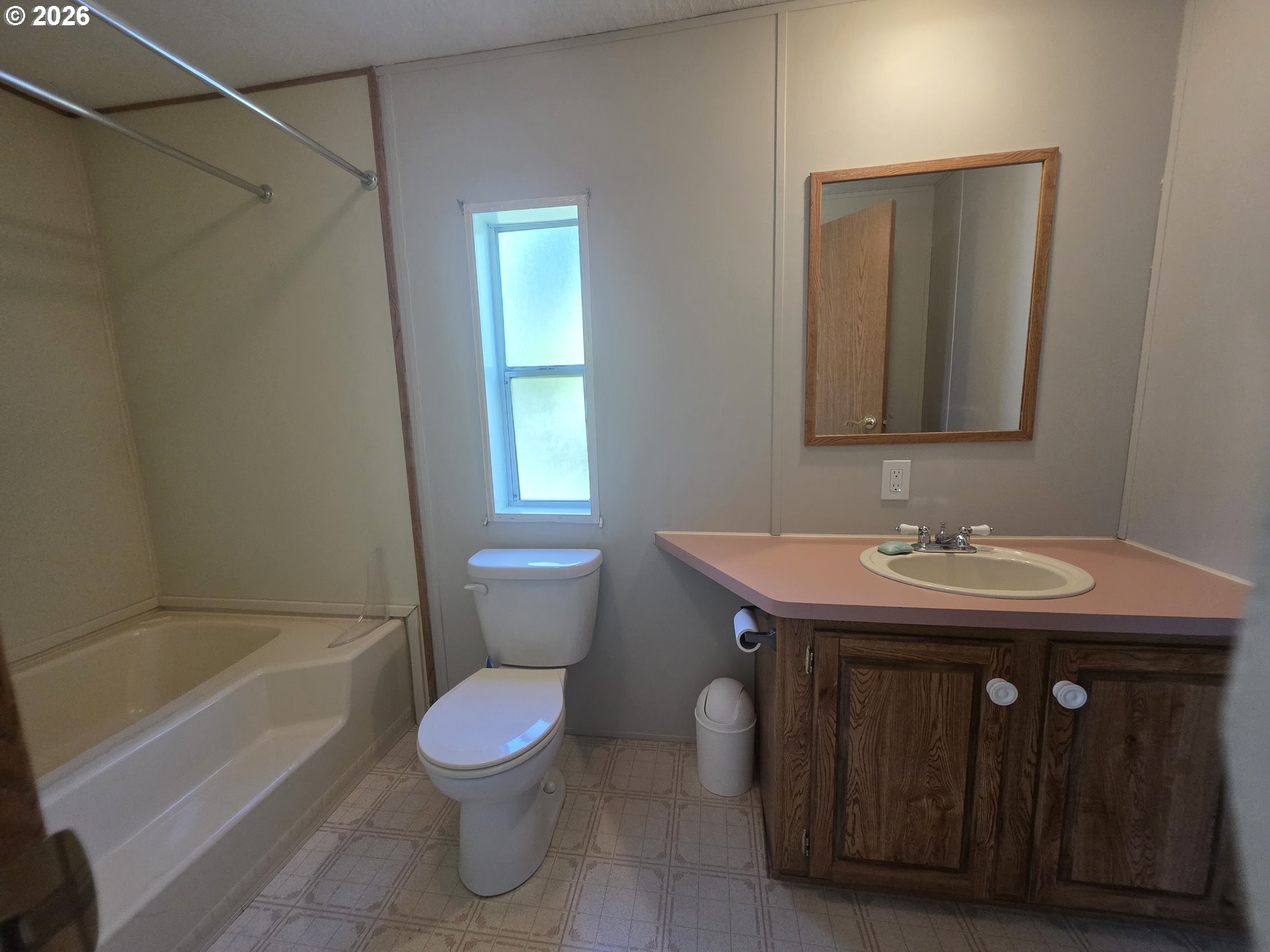 1901 Southeast Minter Bridge Road, Unit 38 Hillsboro, OR 97123 - Photo 16 of 16 Bathroom, Attached