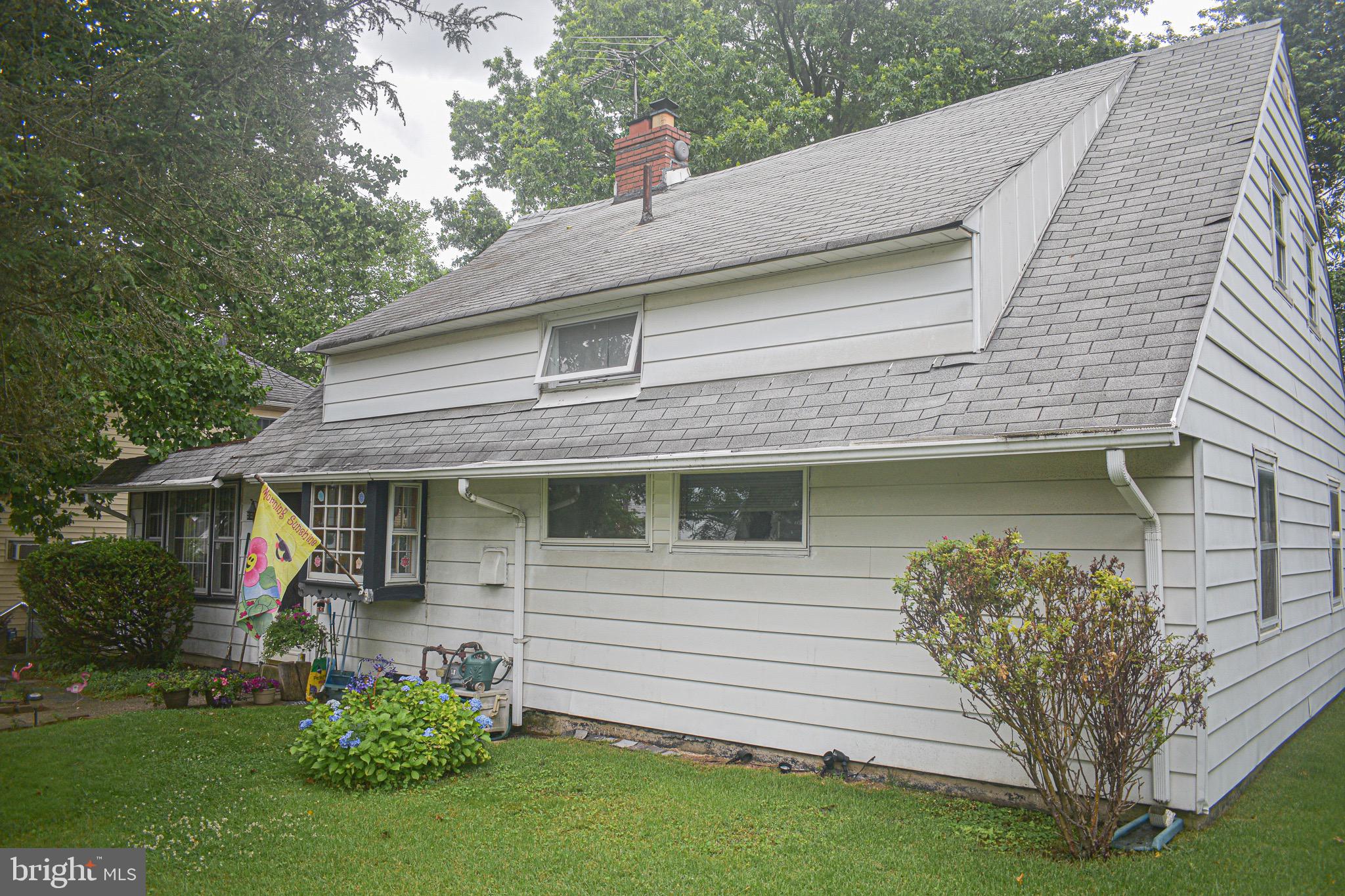 9234 Woodenbridge Road Philadelphia, PA 19114 - Photo 1 of 18 Gallery Image 1
