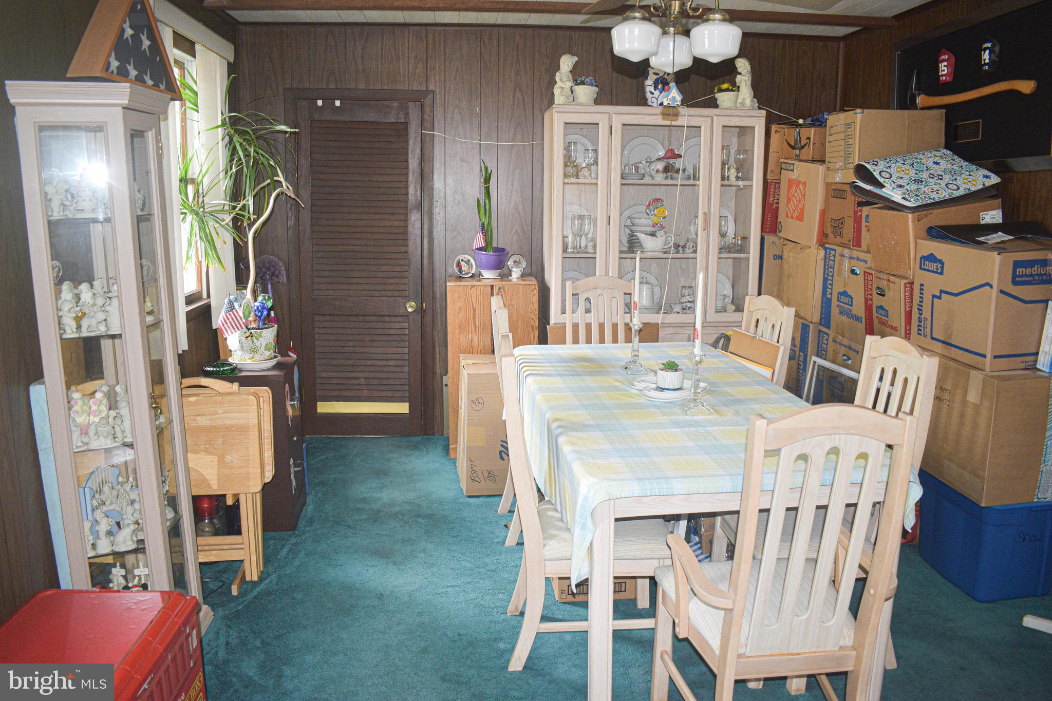 9234 Woodenbridge Road Philadelphia, PA 19114 - Photo 6 of 18 Gallery Image 6